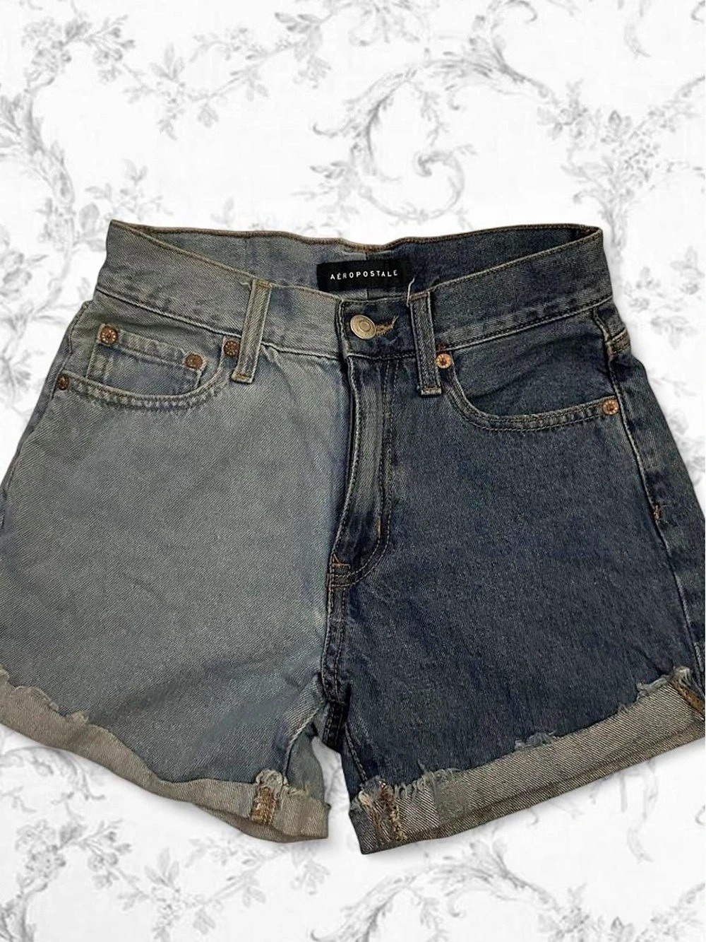 Aeropostale Mom Short Color Block Denim Mom Shorts Size: 00